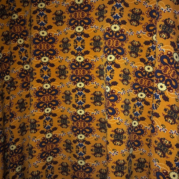 Lula Roe Azure - Picture 2 of 2